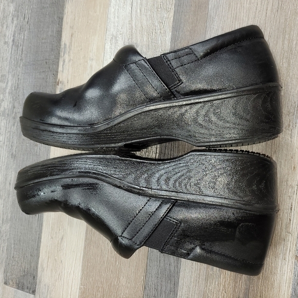 Dr. Scholl's Black Oil Slip Resistant Work Clogs Women's 8 Leather - Picture 6 of 10